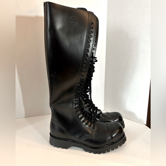 New Underground 30 eyelets rangers in box leather handmade in England size 8 - Picture 8 of 16